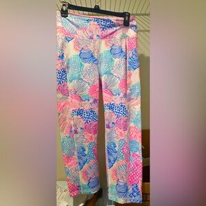 Lilly Pulitzer LUXLETIC weekender high rise leggings,  Pastel Print, EUC L